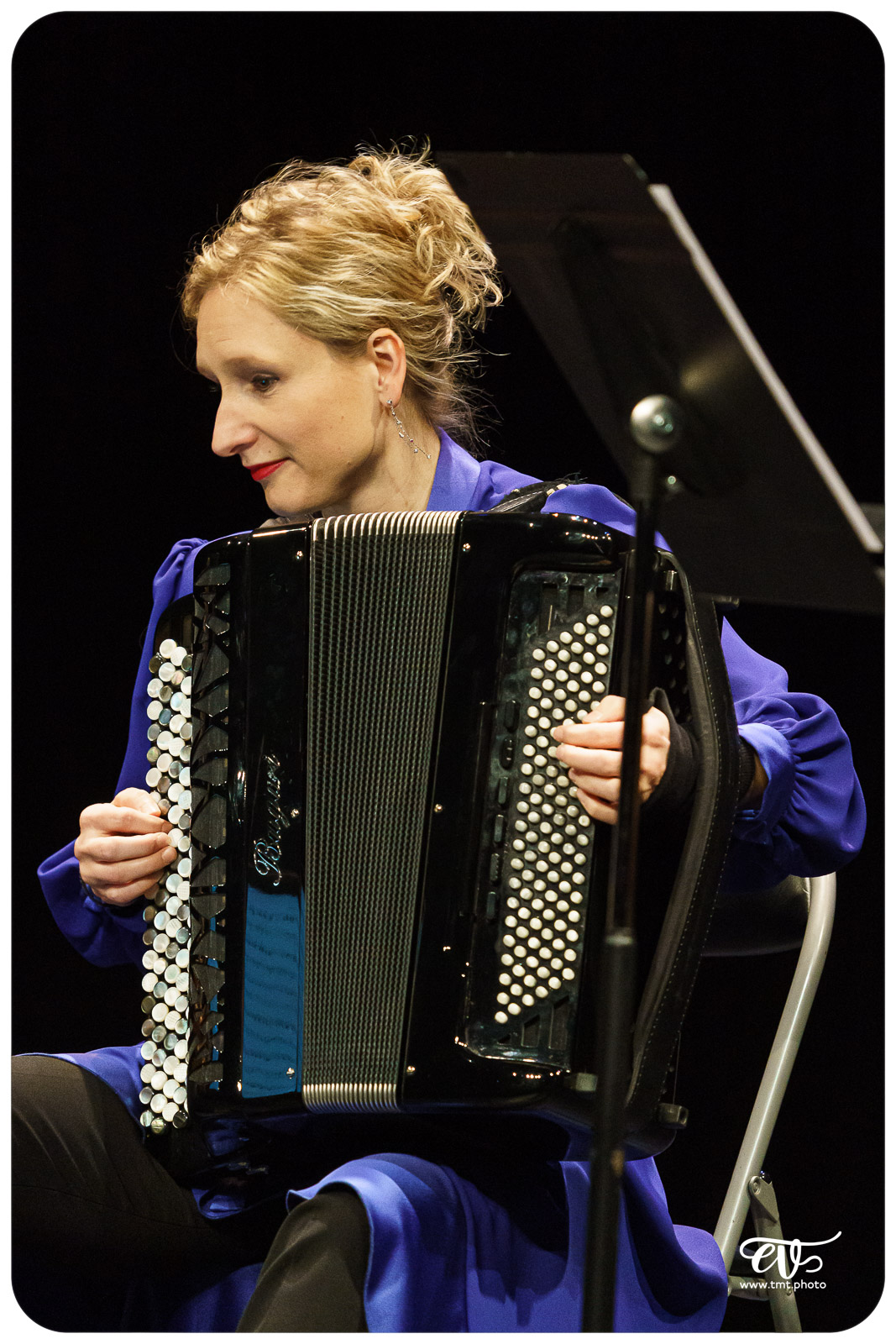 CENT-VINGT (LA PHILHARMONIE DE POCHE)